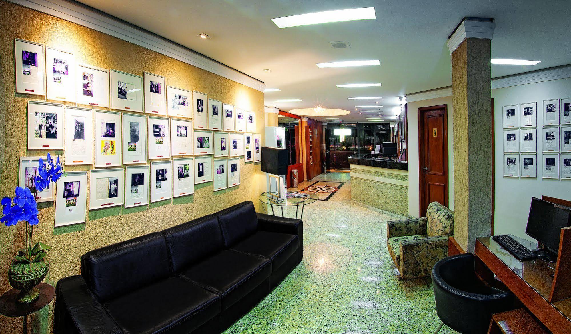 Lira Hotel Curitiba Extérieur photo